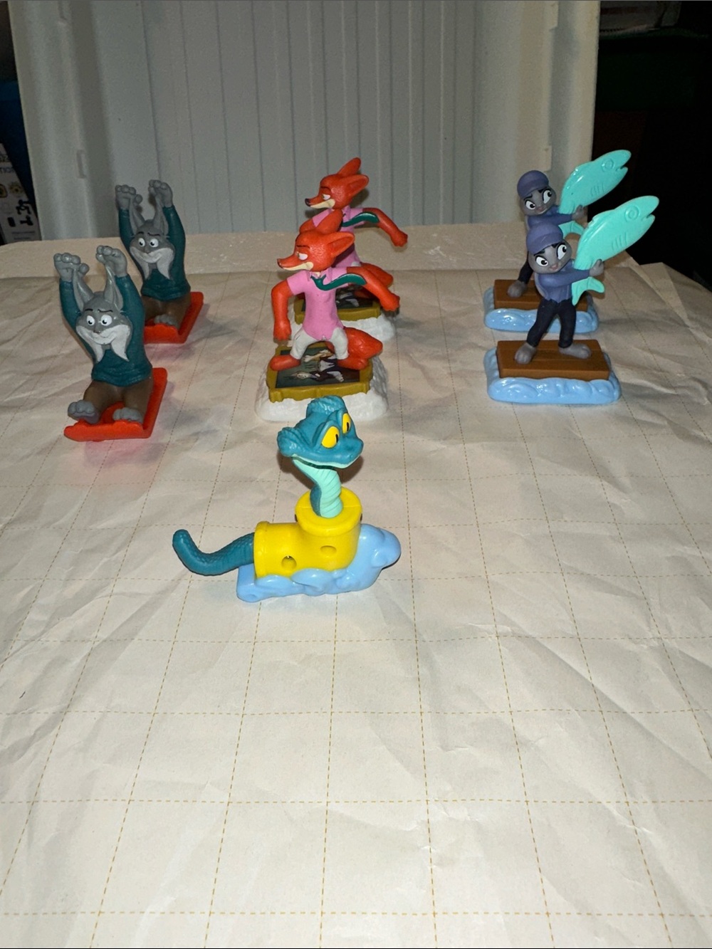 Lot of seven 2025 Disney Zootopia toys